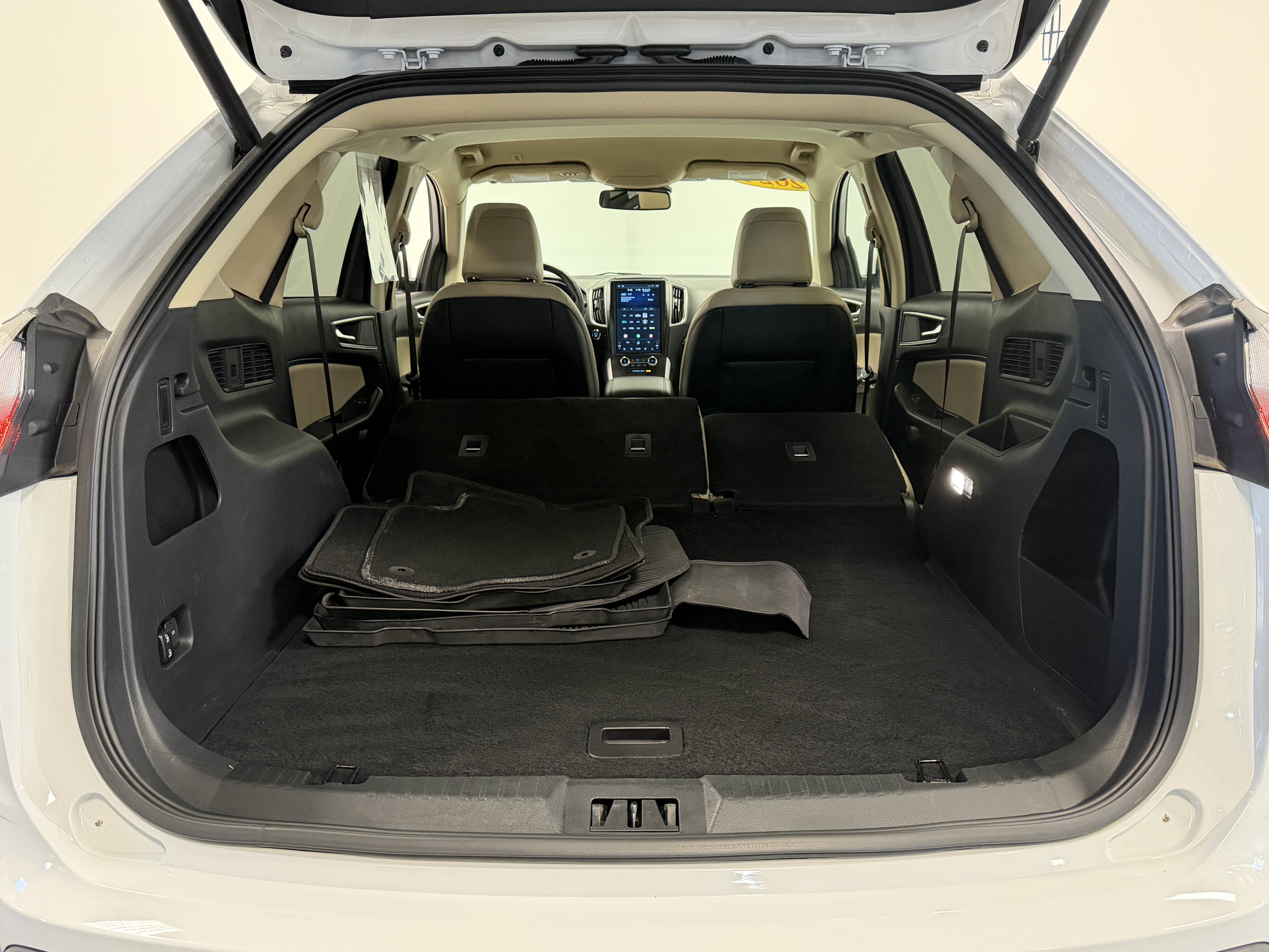 Used 2024 Ford Edge SEL w/ Convenience Package AWD/4WD image 26