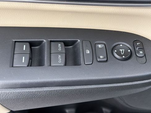 Used 2021 Honda CR-V EX-L image 25