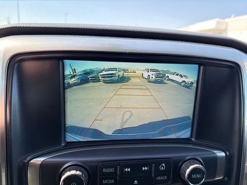 Used 2018 Chevrolet Silverado 1500 LT w/ Trailering Package AWD/4WD image 15