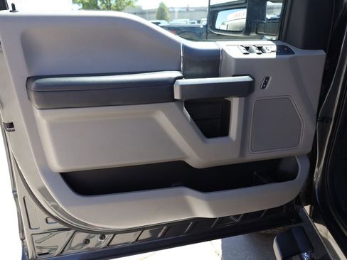 Used 2019 Ford F250 XLT w/ XLT Premium Package AWD/4WD image 10