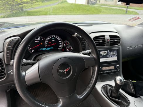 Used 2006 Chevrolet Corvette Z06 RWD image 13