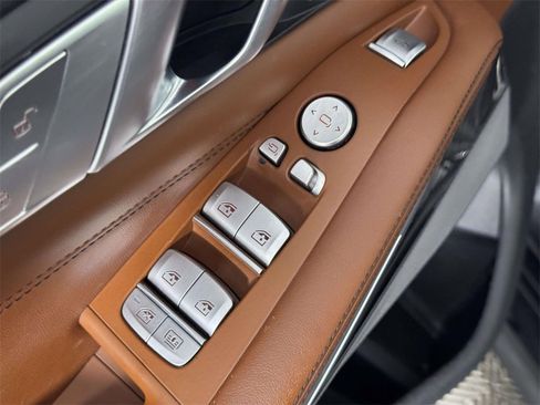 Used 2020 BMW X7 xDrive40i w/ M Sport Package image 18