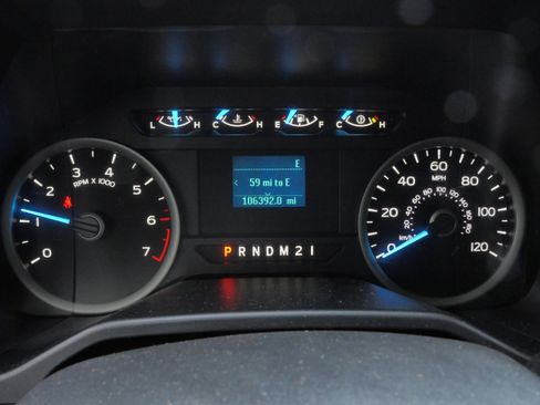 Used 2016 Ford F150 XLT image 21