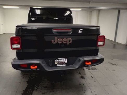 Used 2023 Jeep Gladiator Mojave w/ Trailer Tow Package AWD/4WD image 7