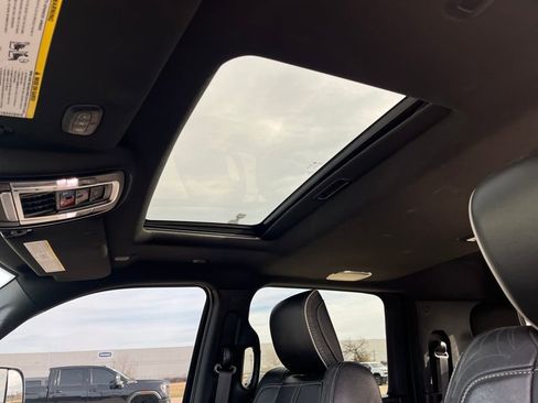 Used 2020 RAM 3500 Limited image 23