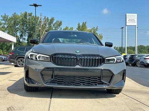 Used 2026 BMW 330i xDrive Sedan w/ M Sport Package AWD/4WD image 2