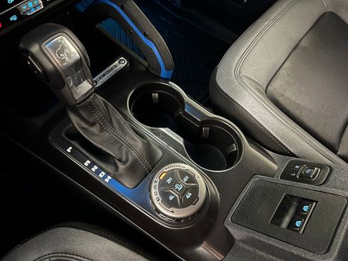 Used 2024 Ford Bronco Black Diamond image 24