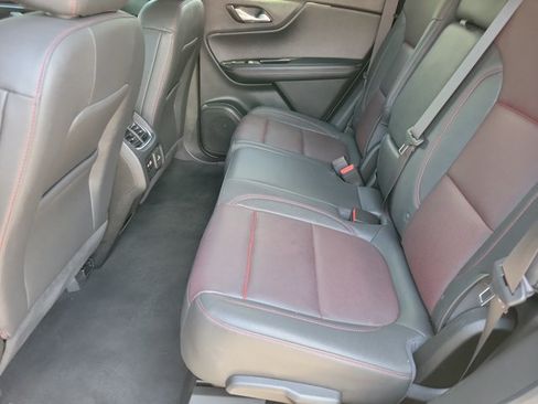 Used 2023 Chevrolet Blazer RS w/ Enhanced Convenience Package FWD image 9