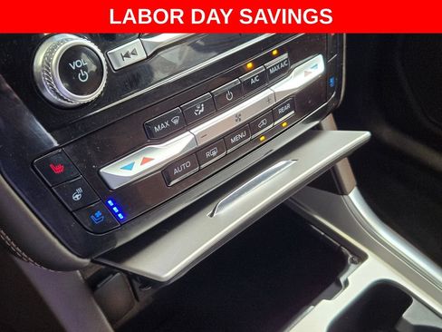 Used 2023 Ford Explorer King Ranch w/ Technology Package RWD image 18