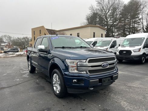 Certified 2019 Ford F150 Platinum w/ Equipment Group 701A Luxury image 3