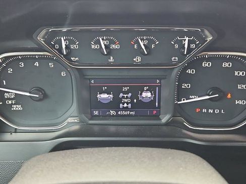 Certified 2020 GMC Sierra 1500 SLE w/ SLE Value Package RWD image 11