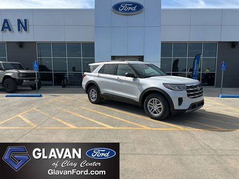 New 2026 Ford Explorer Active AWD/4WD image 1