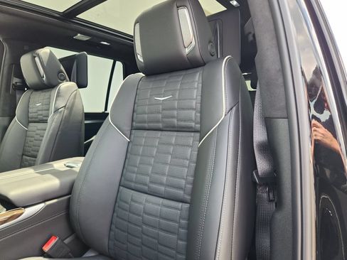 New 2026 Cadillac Escalade Platinum Sport AWD/4WD image 11