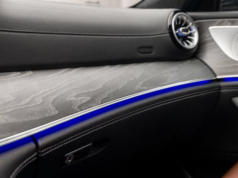 Used 2021 Mercedes-Benz AMG GT 43 image 34