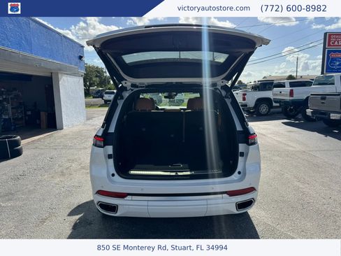 Used 2024 Jeep Grand Cherokee Summit w/ Adv Protech Group IV AWD/4WD image 40