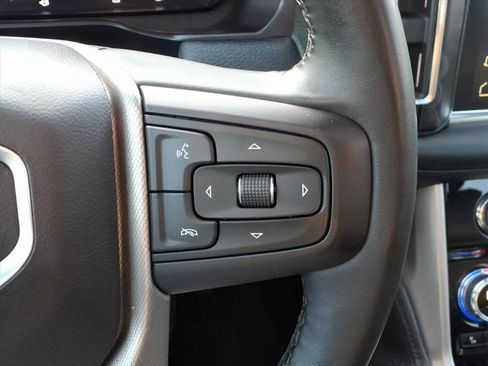 Used 2024 GMC Yukon XL Denali AWD/4WD image 23