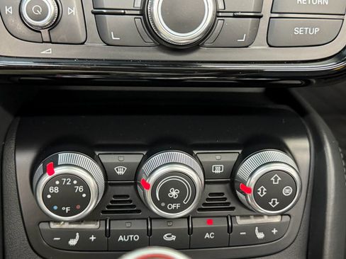 Used 2011 Audi R8 V10 image 27