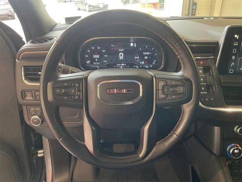Used 2023 GMC Yukon AT4 image 20