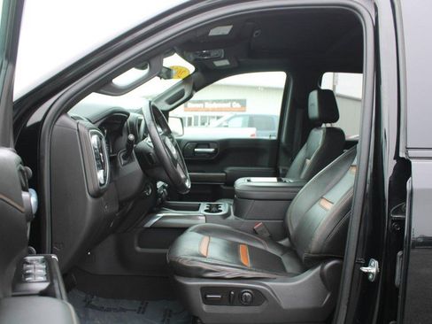 Used 2020 GMC Sierra 1500 AT4 w/ AT4 Premium Package image 8
