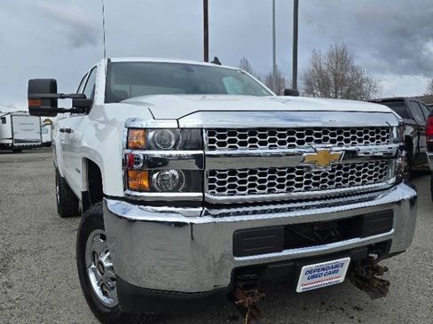 Used 2019 Chevrolet Silverado 2500 W/T AWD/4WD image 3
