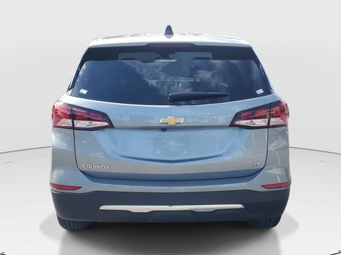 Used 2023 Chevrolet Equinox LT image 4