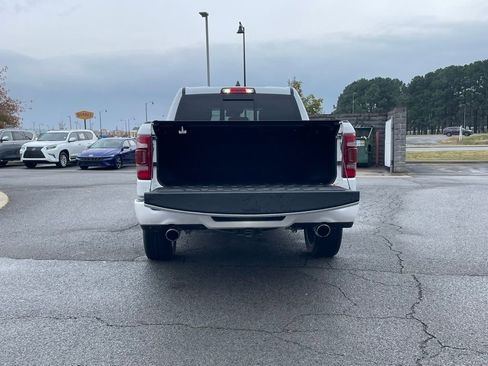 Used 2022 RAM 1500 Limited w/ Body-Colour Bumper Group image 7