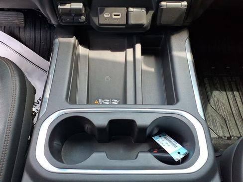 Used 2019 GMC Sierra 1500 AT4 w/ AT4 Premium Package AWD/4WD image 26