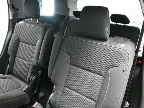 Used 2019 GMC Acadia SLE AWD/4WD image 26