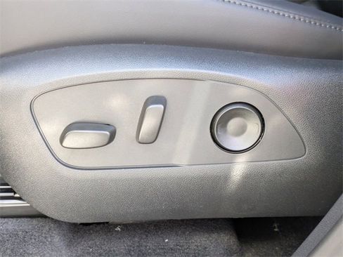 Used 2024 GMC Sierra 3500 AT4 w/ AT4 Premium Plus Package image 24