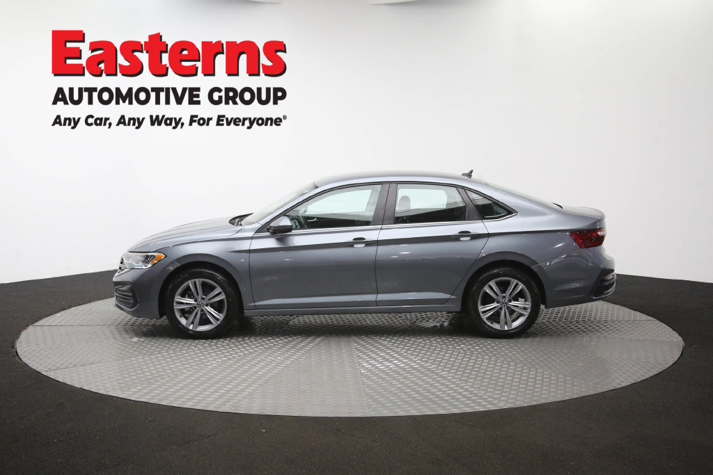 Used 2024 Volkswagen Jetta SE FWD image 61
