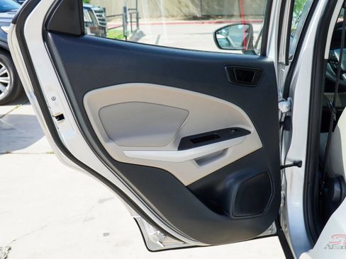 Used 2018 Ford EcoSport S image 19