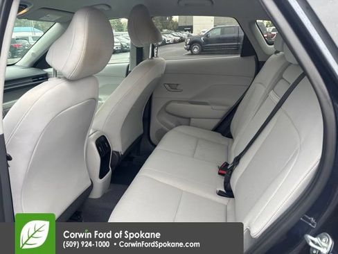 Used 2024 Hyundai Kona SEL AWD/4WD image 11