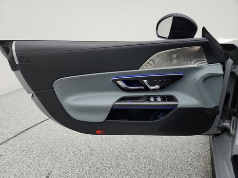 Certified 2022 Mercedes-Benz SL 55 AMG 4MATIC image 21