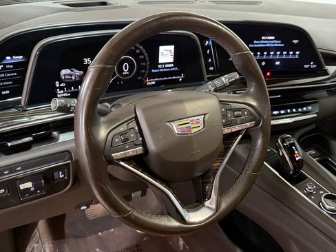 Used 2021 Cadillac Escalade ESV Sport w/ Driver Assist Tech Package RWD image 3