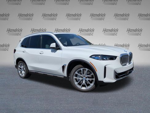 Certified 2026 BMW X5 xDrive50e w/ Parking Assistance Package AWD/4WD image 2