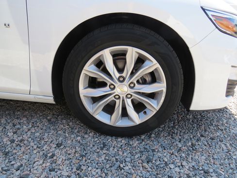 Used 2023 Chevrolet Malibu LT image 18