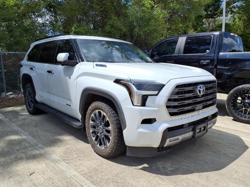 Used 2023 Toyota Sequoia Limited AWD/4WD image 1