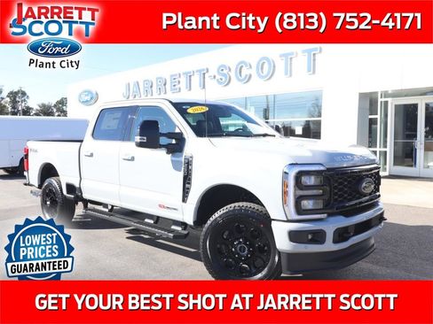 New 2026 Ford F250 Lariat w/ Black Appearance Package AWD/4WD image 1
