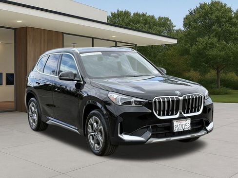 Used 2025 BMW X1 xDrive28i w/ Technology Package image 6