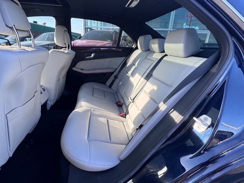 Used 2013 Mercedes-Benz E 350 4MATIC Sedan image 7