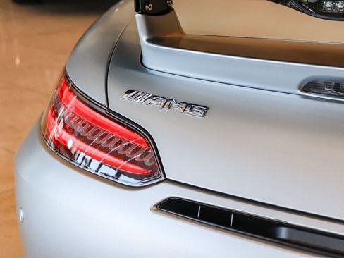 Used 2020 Mercedes-Benz AMG GT R image 11