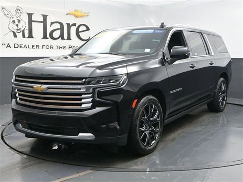 Certified 2023 Chevrolet Suburban High Country image 36
