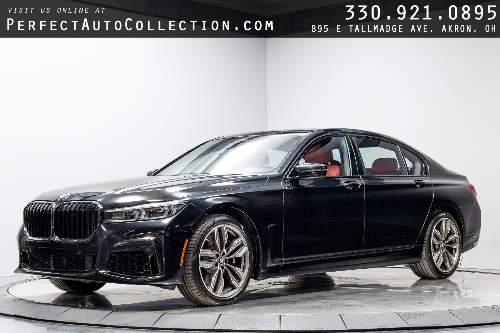 Used 2022 BMW M760i xDrive AWD/4WD image 1
