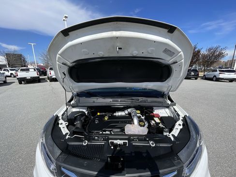 Used 2022 Chevrolet Trax LS w/ Tint and Cruise Package image 31