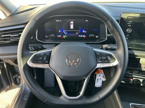 Certified 2025 Volkswagen Jetta S image 18