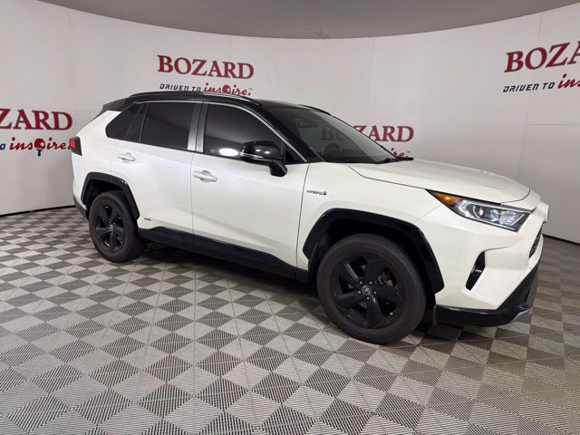 Used 2020 Toyota RAV4 XSE w/ XSE Grade Weather Package AWD/4WD image 16