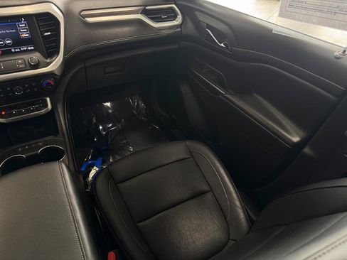 Used 2020 GMC Acadia SLT w/ Trailering Package AWD/4WD image 6