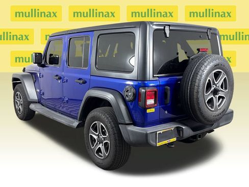 Used 2018 Jeep Wrangler Unlimited Sport S AWD/4WD image 7
