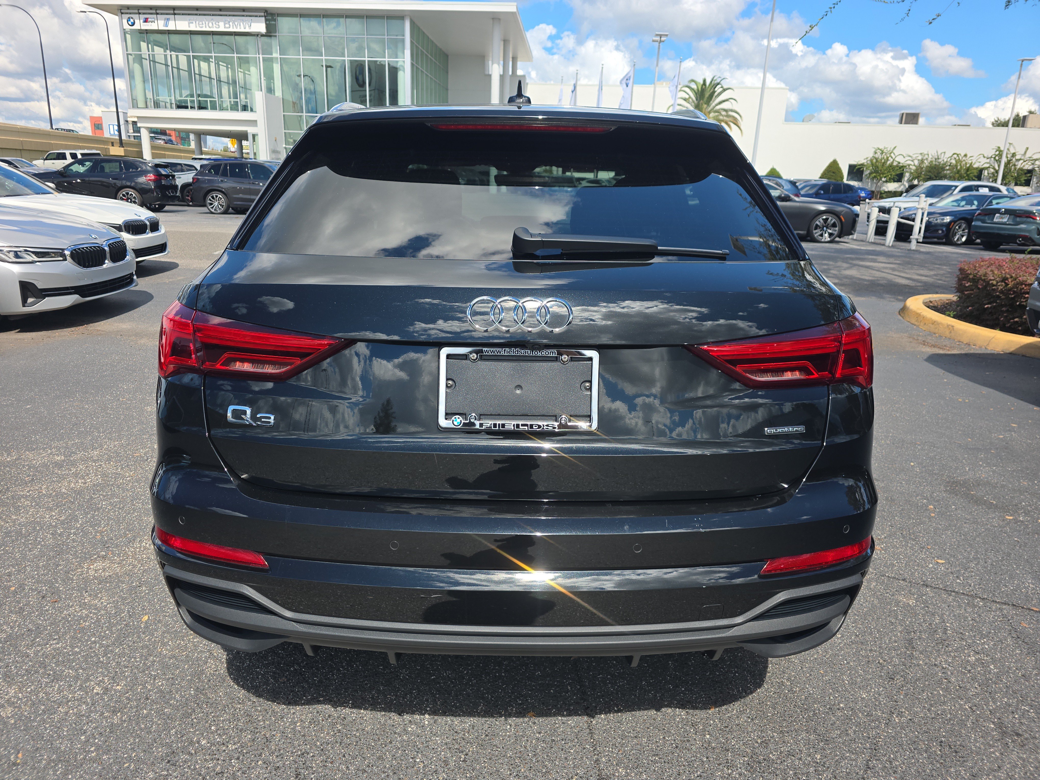 Used 2023 Audi Q3 2.0T Premium Plus w/ Premium Plus Package AWD/4WD image 3