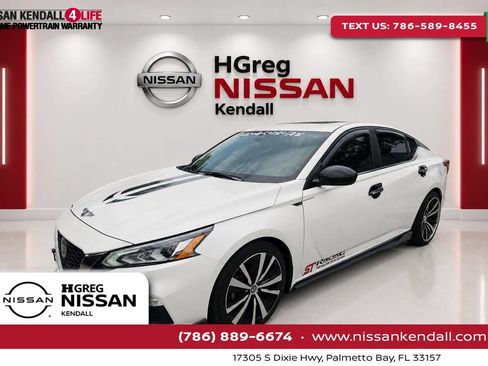 Used 2022 Nissan Altima 2.0 SR FWD image 1